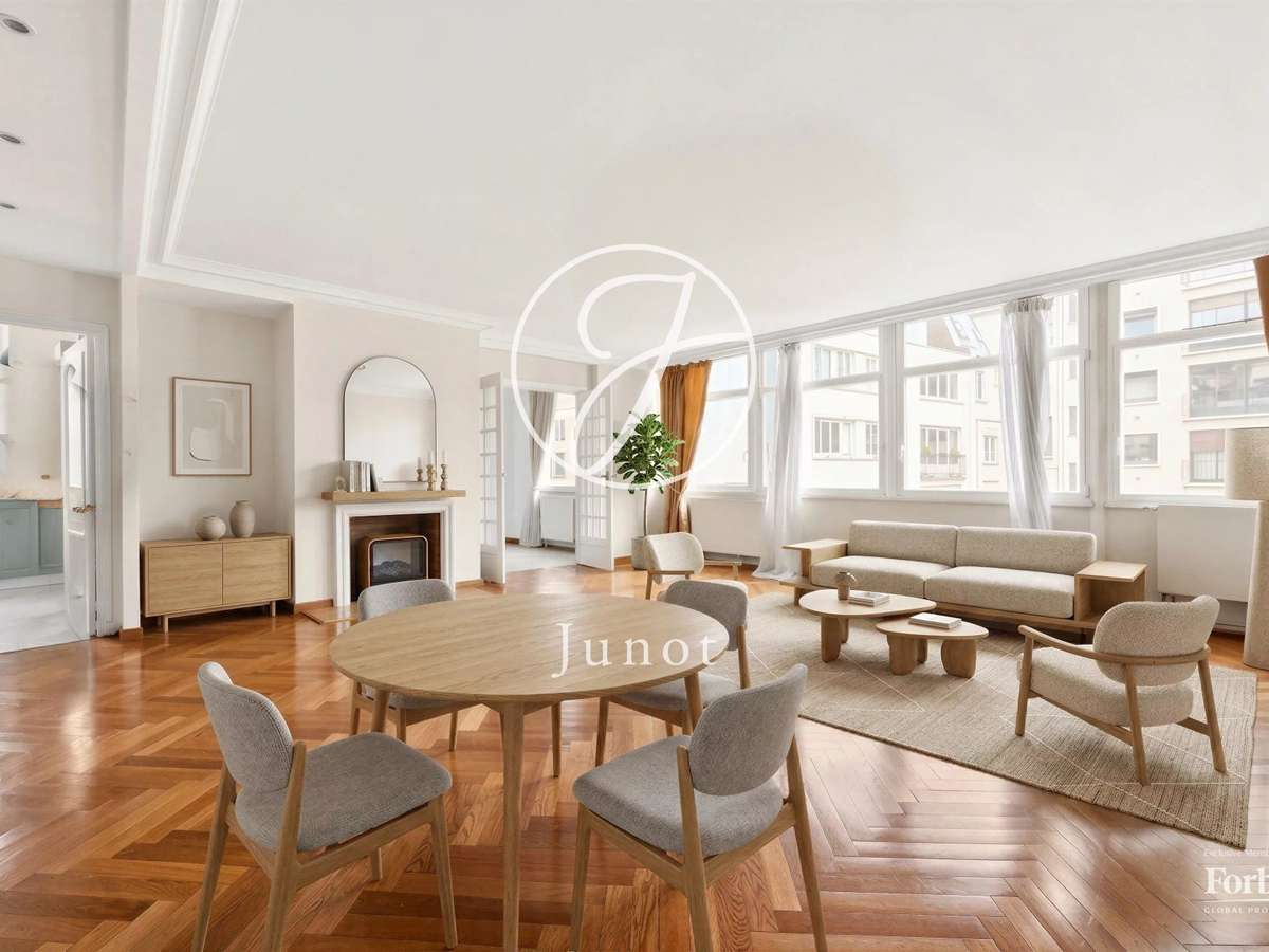 Apartment Paris 16e