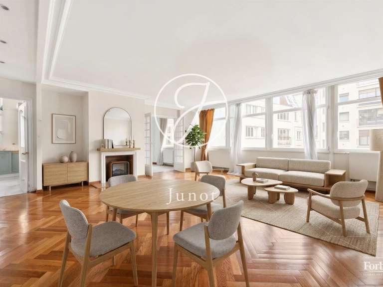 Appartement Paris 16e - 2 chambres - 95m²