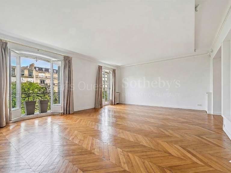 Appartement Paris 16e - 4 chambres - 285m²