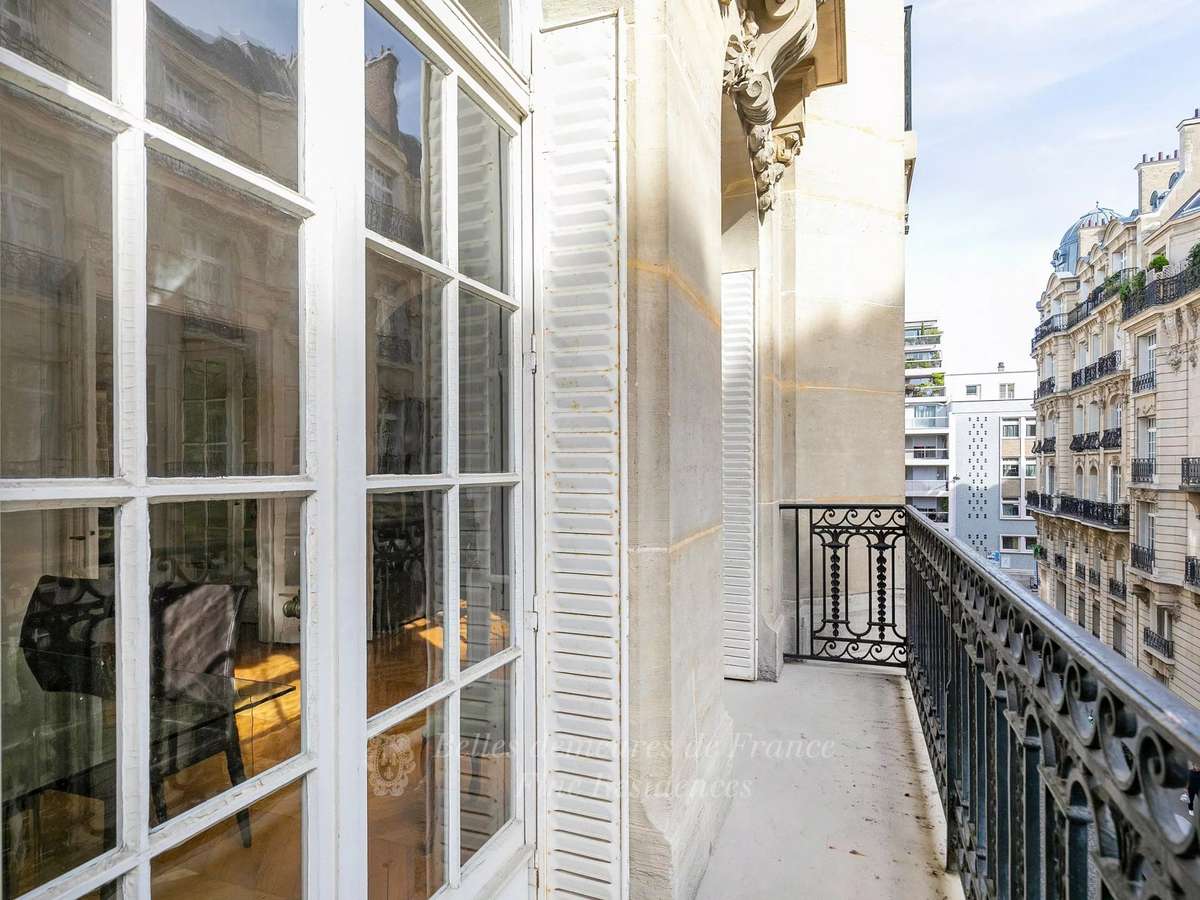 Apartment Paris 16e