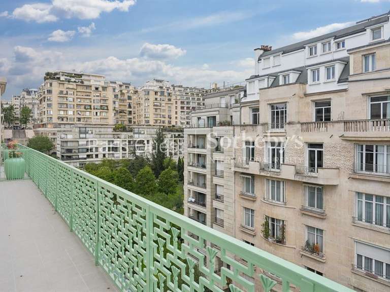 Appartement Paris 16e - 3 chambres - 190m²