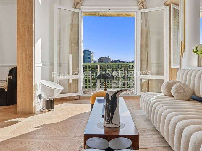 Appartement Paris 16e - 3 chambres - 190m²