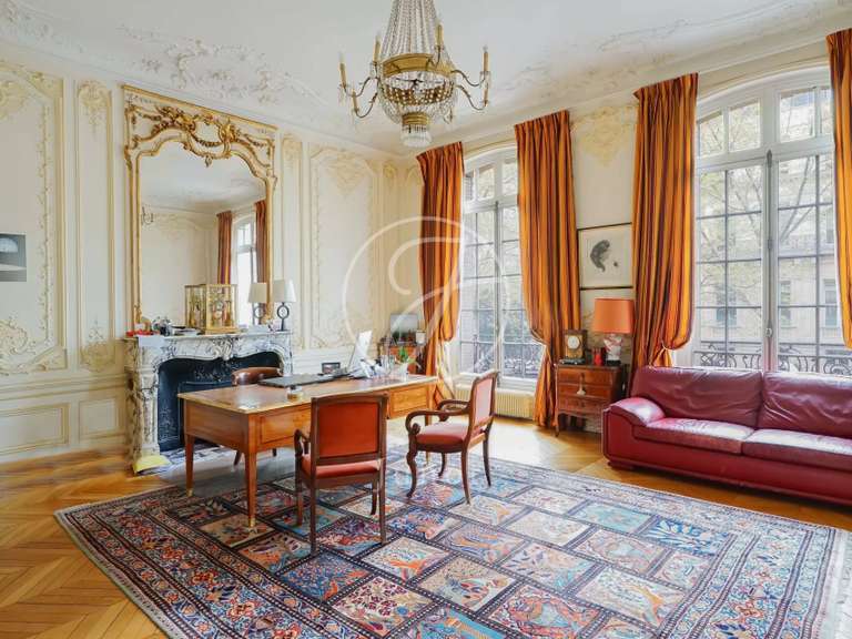 Appartement Paris 16e - 3 chambres - 453m²