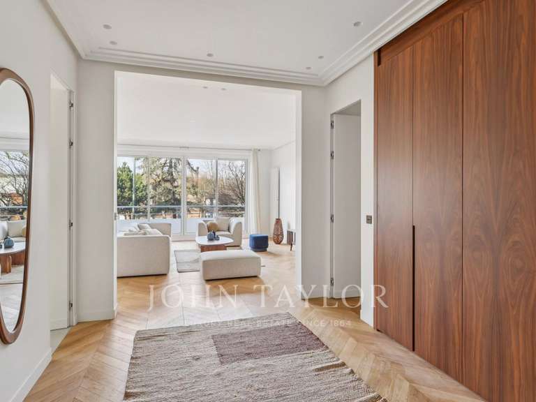 Apartment Paris 16e - 3 bedrooms - 163m²