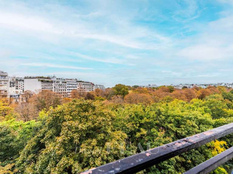 Apartment Paris 16e - 4 bedrooms - 211m²