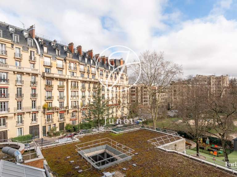 Appartement Paris 16e - 4 chambres - 163m²