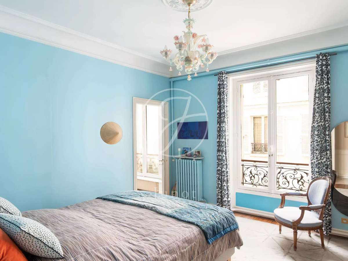 Apartment Paris 16e