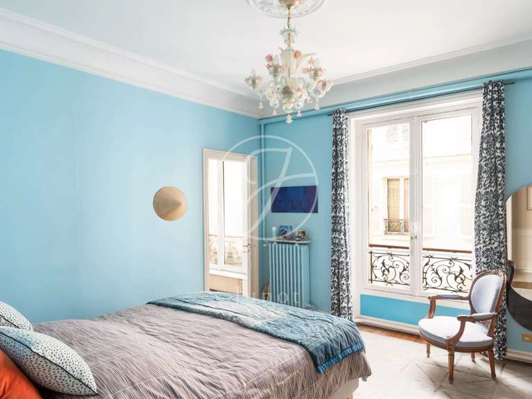 Appartement Paris 16e - 4 chambres - 163m²