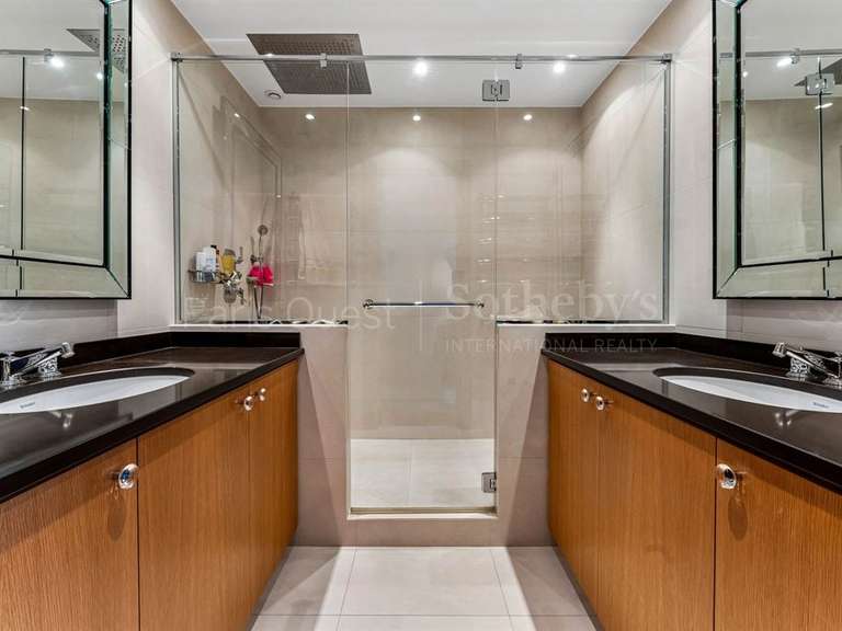 Appartement Paris 16e - 3 chambres - 250m²