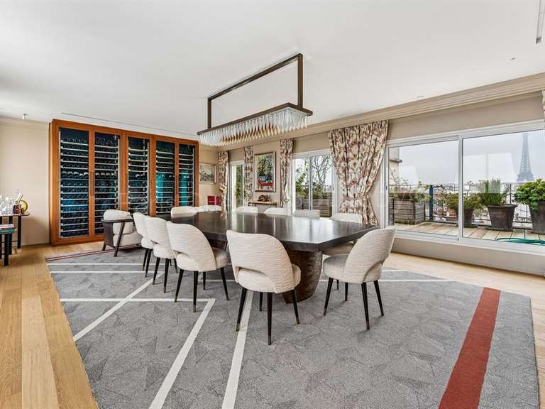 Appartement Paris 16e - 3 chambres - 250m²