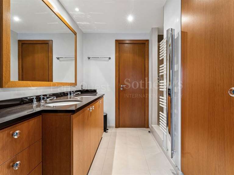 Appartement Paris 16e - 3 chambres - 250m²