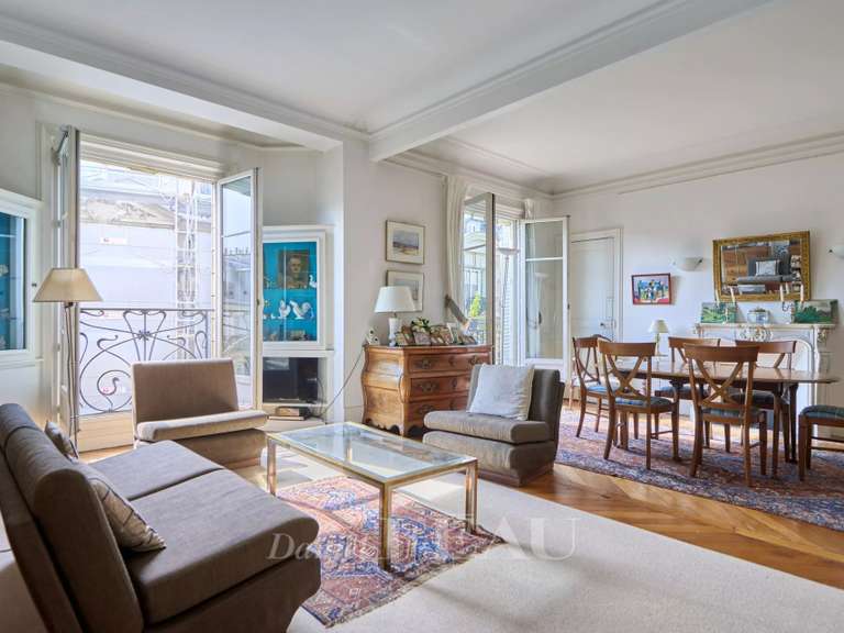 Appartement Paris 16e - 3 chambres - 117m²