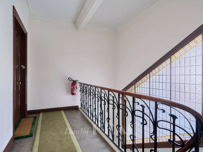 Appartement Paris 16e - 3 chambres - 117m²