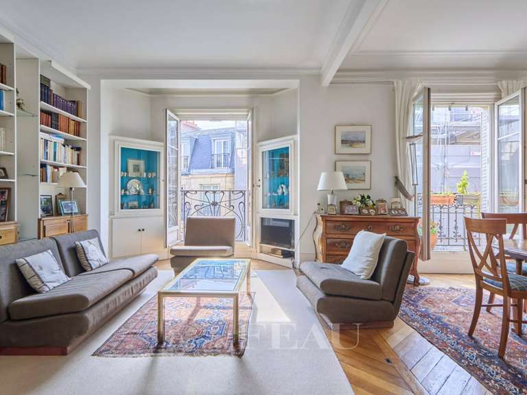 Appartement Paris 16e - 3 chambres - 117m²