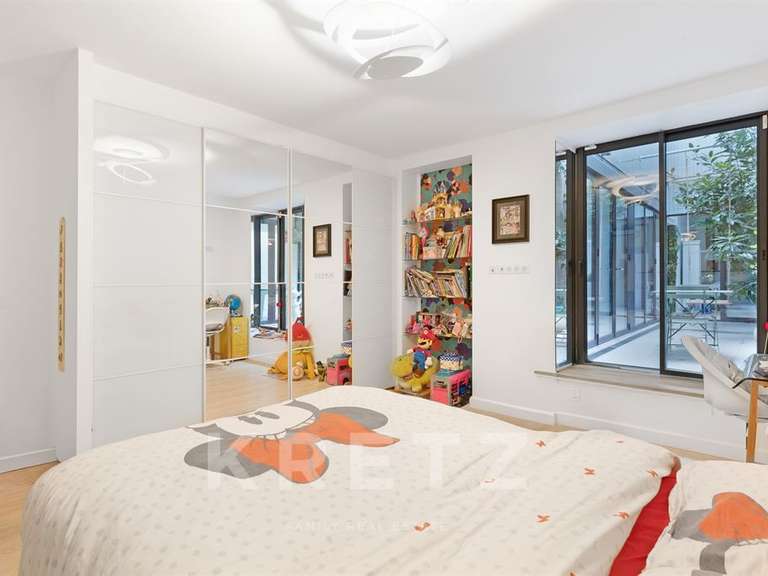 Appartement Paris 16e - 3 chambres - 141m²