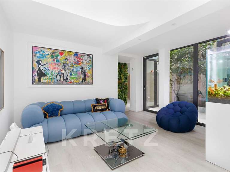 Appartement Paris 16e - 3 chambres - 141m²