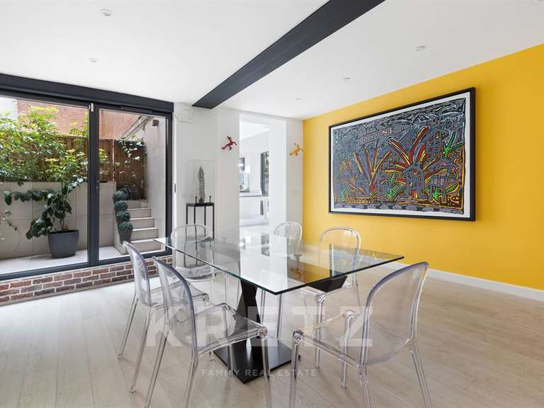 Appartement Paris 16e - 3 chambres - 141m²