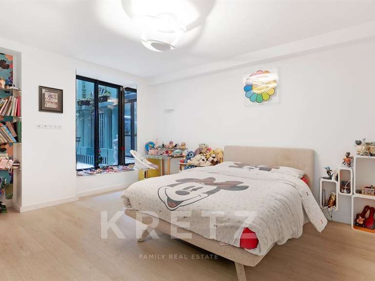 Appartement Paris 16e - 3 chambres - 141m²