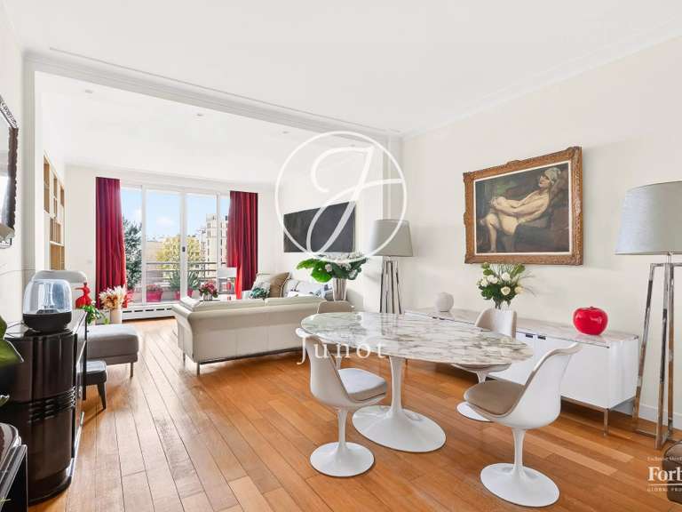 Appartement Paris 16e - 3 chambres - 109m²