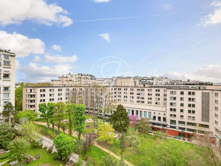 Appartement Paris 16e - 3 chambres - 109m²