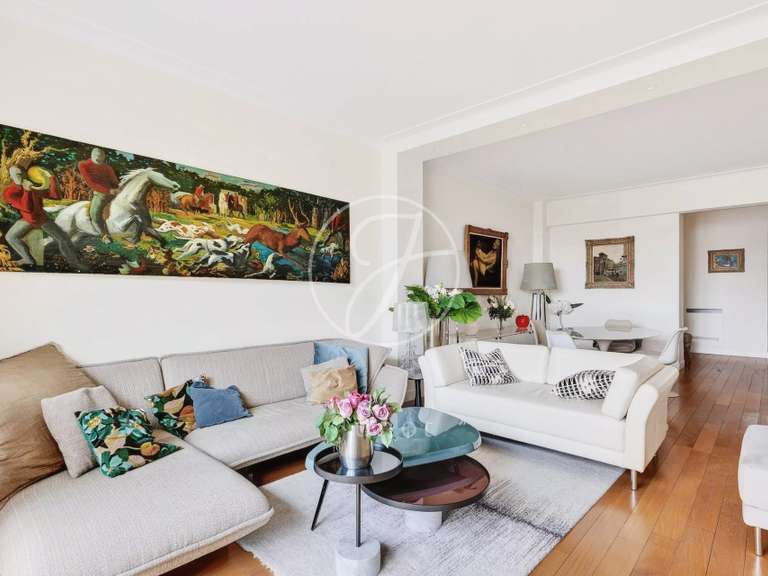 Appartement Paris 16e - 3 chambres - 109m²