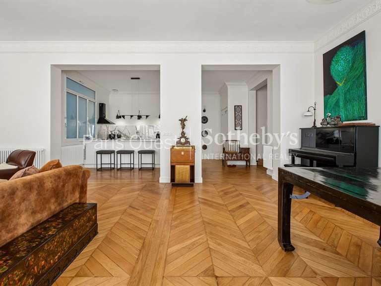 Appartement Paris 16e - 2 chambres - 133m²