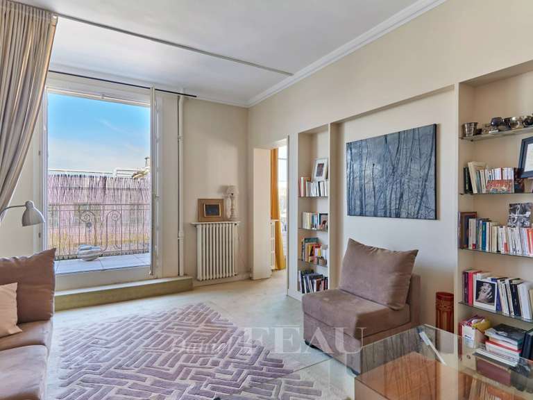 Appartement Paris 16e - 2 chambres - 105m²