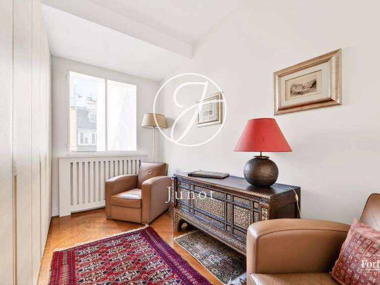 Appartement Paris 16e - 3 chambres - 142m²