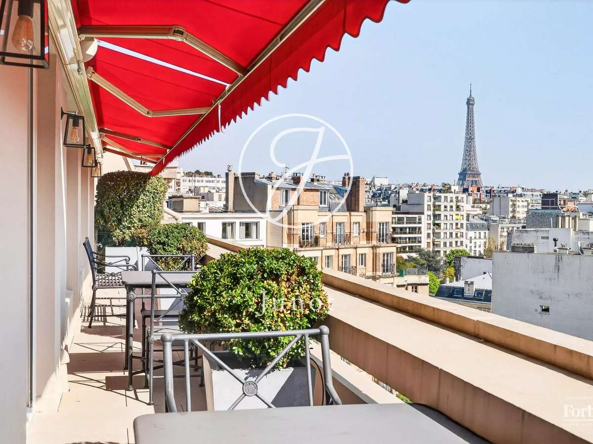 Apartment Paris 16e