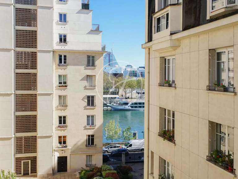 Appartement Paris 16e - 4 chambres - 169m²