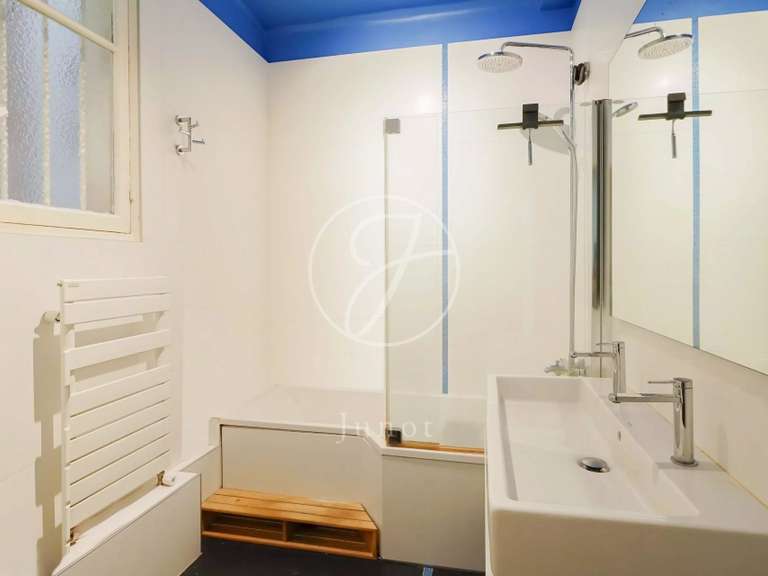 Appartement Paris 16e - 4 chambres - 169m²