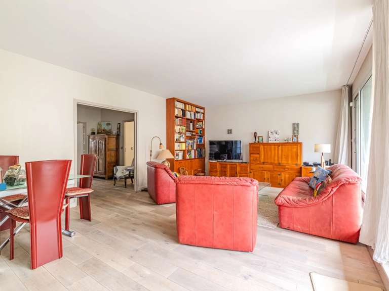 Appartement Paris 16e - 3 chambres - 120m²