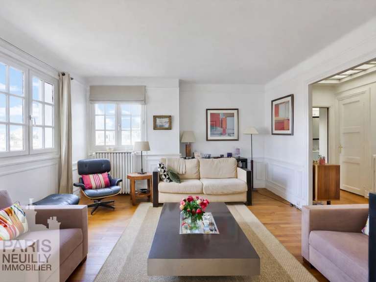 Appartement Paris 16e - 3 chambres - 115m²