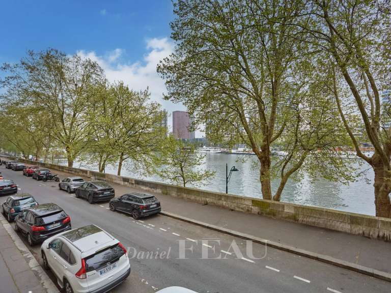 Appartement Paris 16e - 2 chambres - 110m²