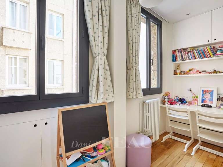Appartement Paris 16e - 3 chambres - 88m²
