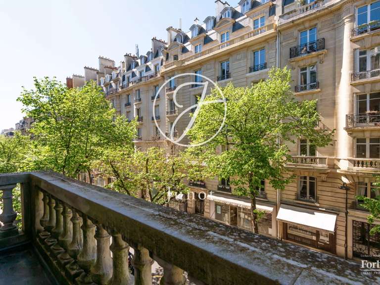 Apartment Paris 16e - 4 bedrooms - 196m²
