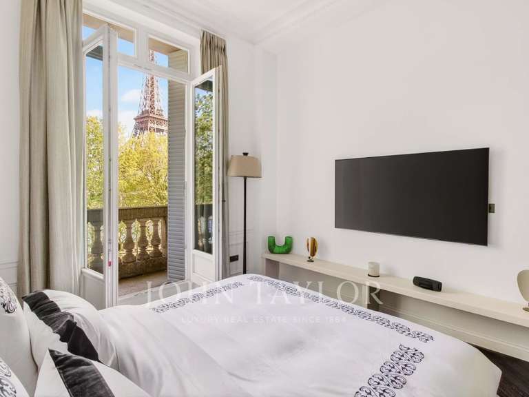 Appartement Paris 16e - 2 chambres - 112m²