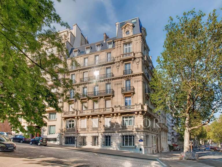 Appartement Paris 16e - 2 chambres - 112m²