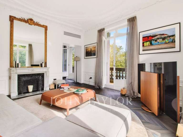 Appartement Paris 16e - 2 chambres - 112m²