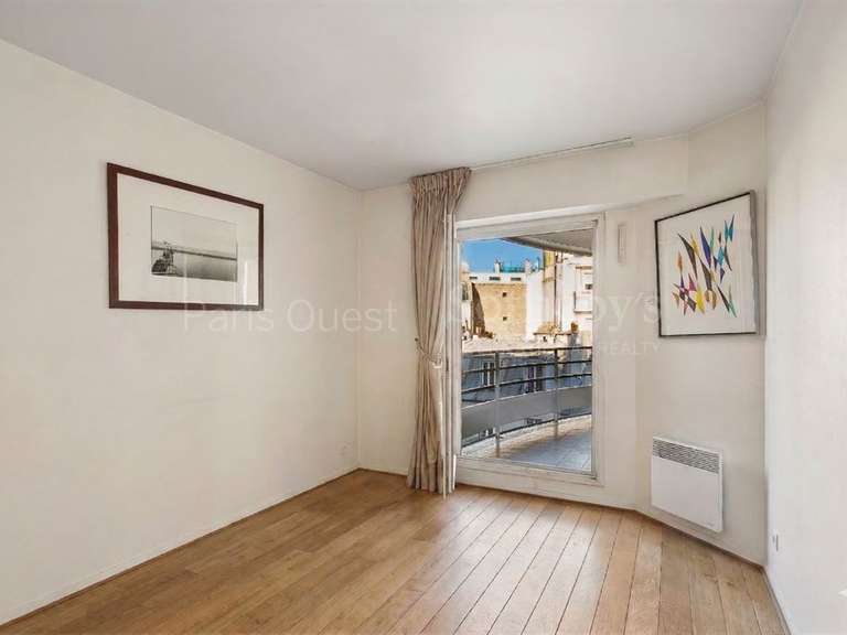 Appartement Paris 16e - 2 chambres - 90m²