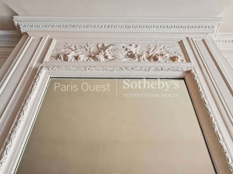 Appartement Paris 16e - 3 chambres - 161m²