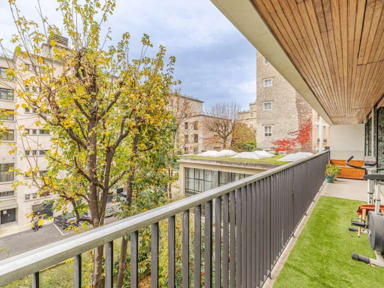 Appartement Paris 16e - 3 chambres - 120m²