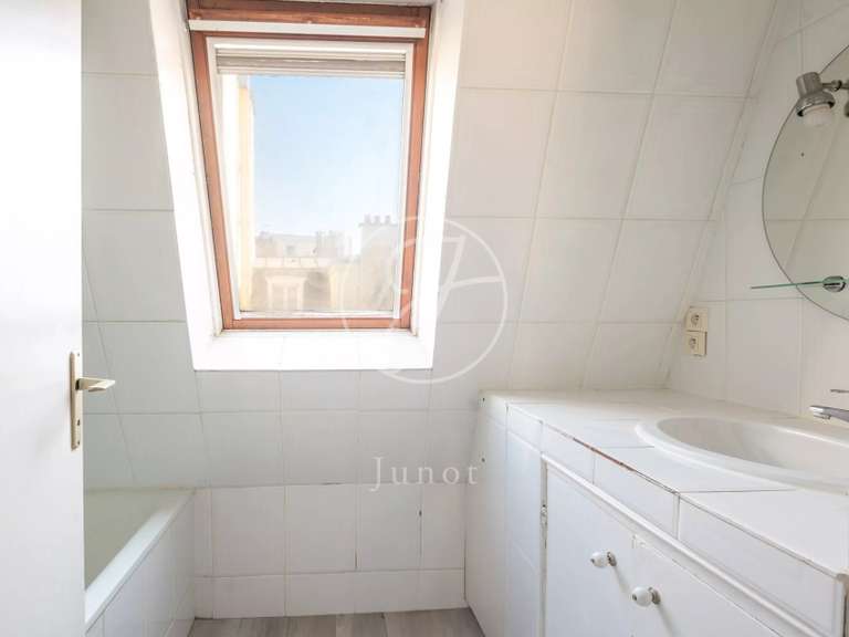 Appartement Paris 16e - 3 chambres - 89m²