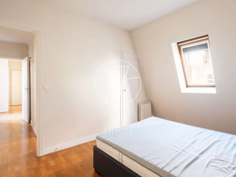 Appartement Paris 16e - 3 chambres - 89m²