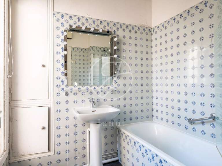 Appartement Paris 16e - 3 chambres - 89m²