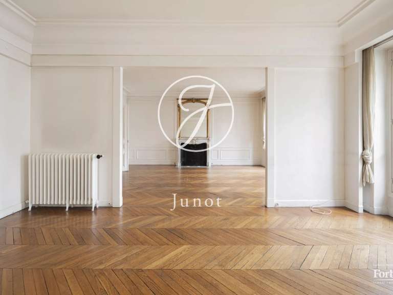 Appartement Paris 16e - 5 chambres - 235m²