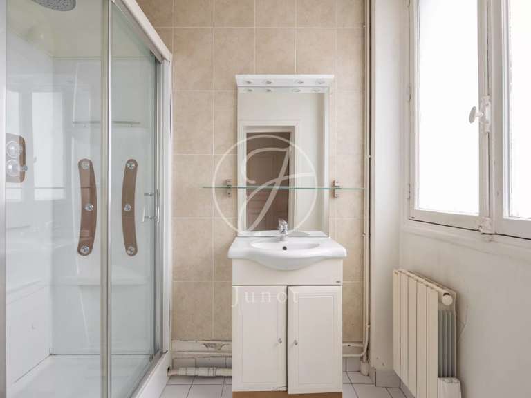 Appartement Paris 16e - 5 chambres - 235m²