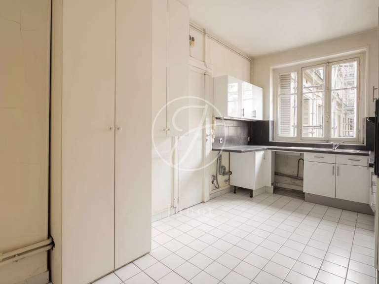 Appartement Paris 16e - 5 chambres - 235m²