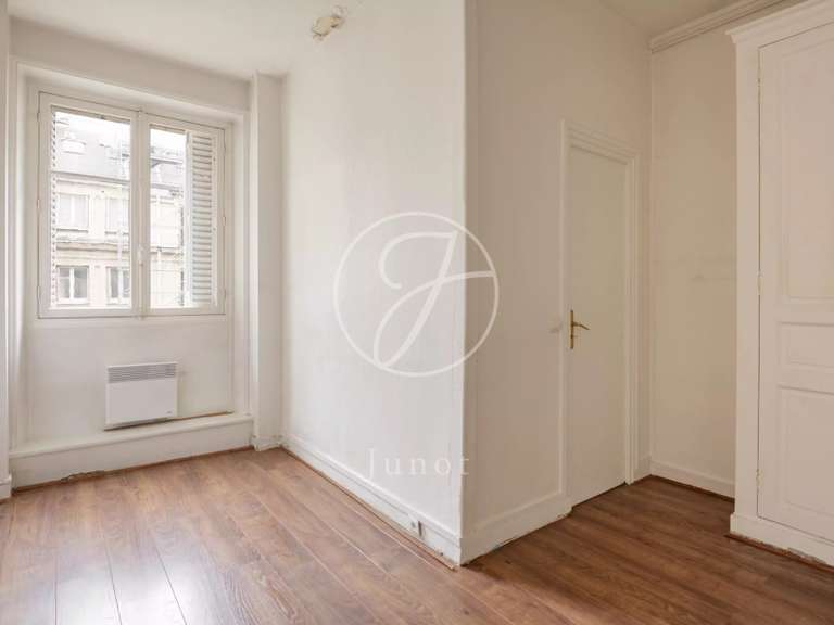 Appartement Paris 16e - 5 chambres - 235m²