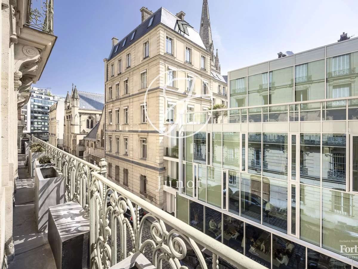 Apartment Paris 16e